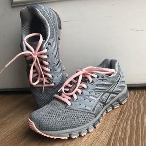 ASICS gel quantum 180